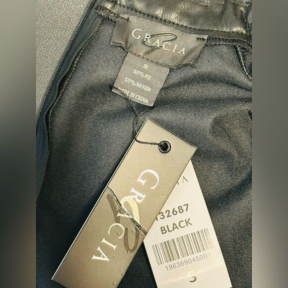 GRACIA Faux Leather Ruffled Sleeve Top In Black Studded Neckline Size Small NWT - Picture 8 of 11